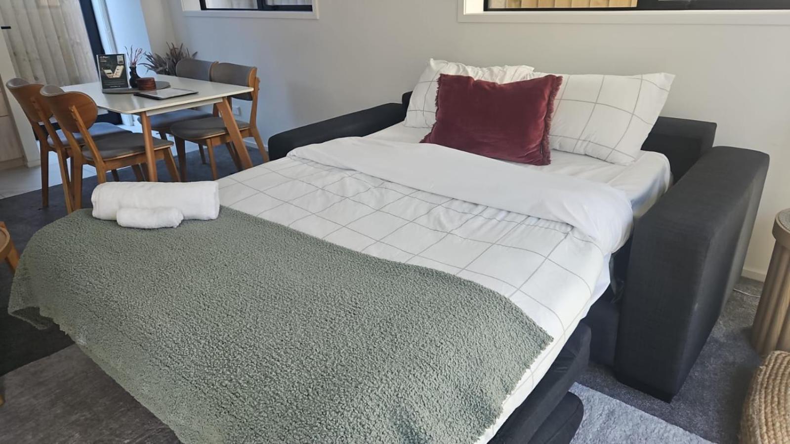 크라이스트처치 Modern Townhouse Cashel Street 2 Bed 2 Bath 아파트 외부 사진